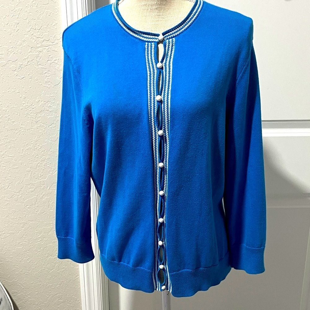 Lilly Pulitzer Resort Caribbean Blue with Crochet Details Cardigan SZ XL